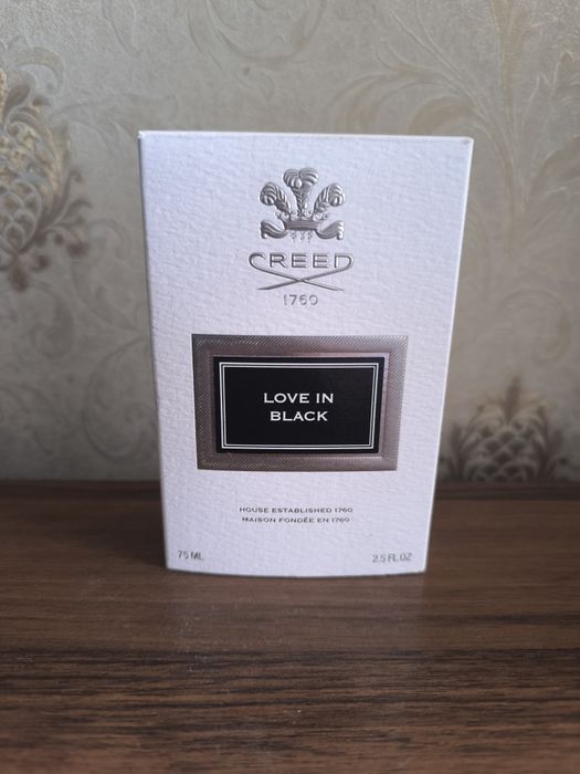 Creed Love in black
