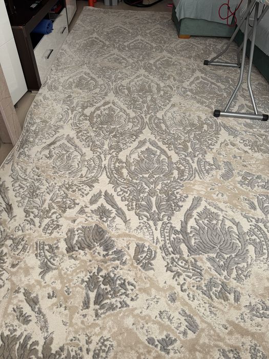 продам шторы и ковер