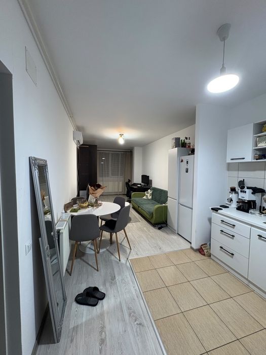 Apartament de închiriat, complex Iris