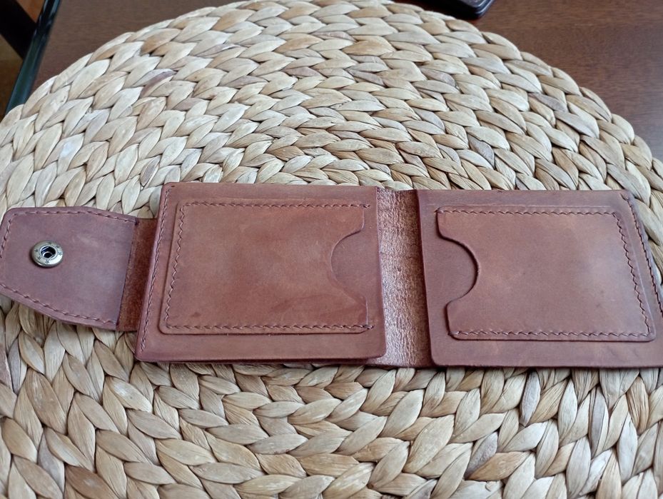 Портмоне, картхолдеры, кошельки