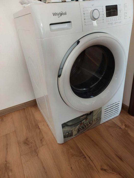 Сушилня за дрехи Whirlpool