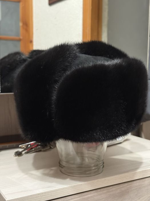 Шапка норковая с замшей