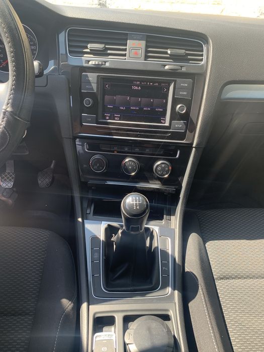 VOLKSWAGEN Golf 2019 — imagine 4