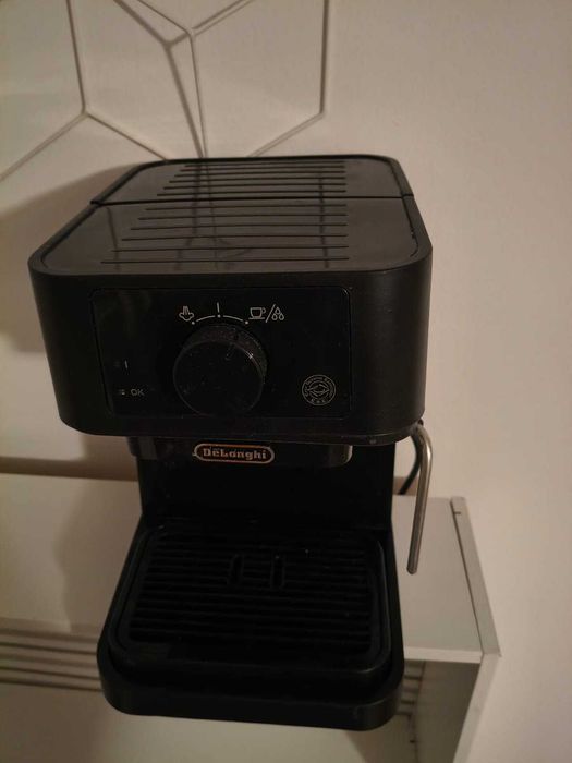 Espressor defect De Longhi Stilosa 1,1Wat,15 bari