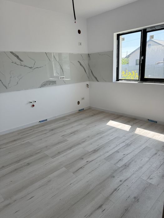 PROPRIETAR Casa noua Hemeius 106.000€ TVA Inclus