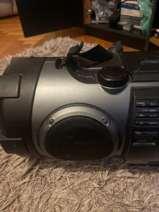 JVC RV-nb70b Boombox , cd Ipod dock, Radio