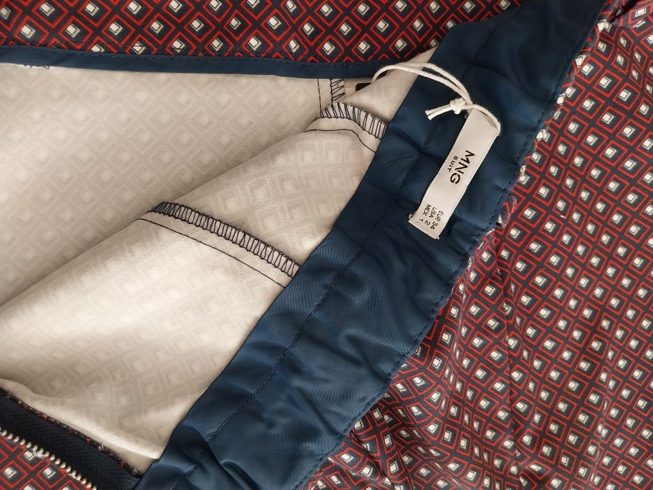 Pantaloni dama Mango