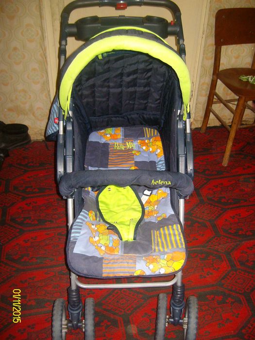 Продавам бебешка количка
