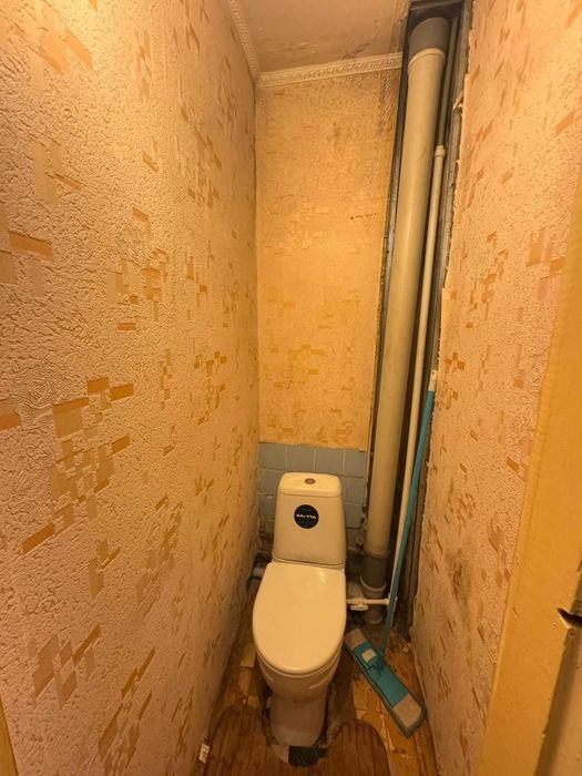 Продам 2х комн квартиру Ауэзова 4а