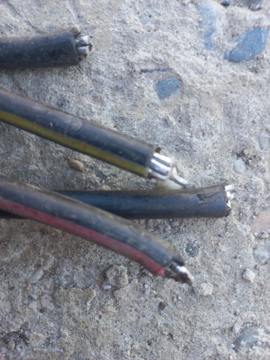 Продам высоковольтный 380В алюминевый кабель