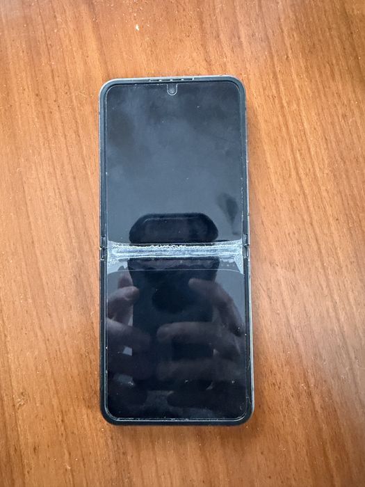 Samsung Galaxy Z Flip 6