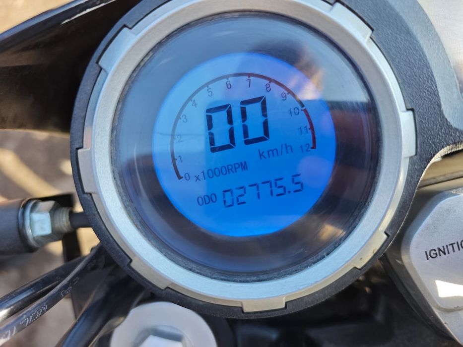 Продам мотоцикл. Эндуро 250 кубиков.