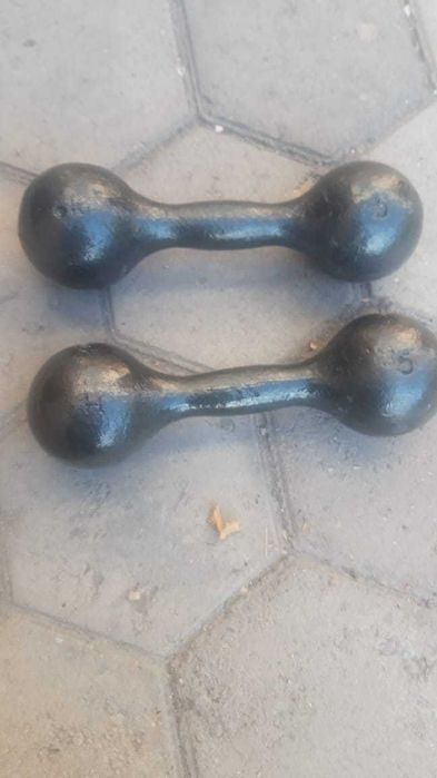 гантели, тренажер для пресса