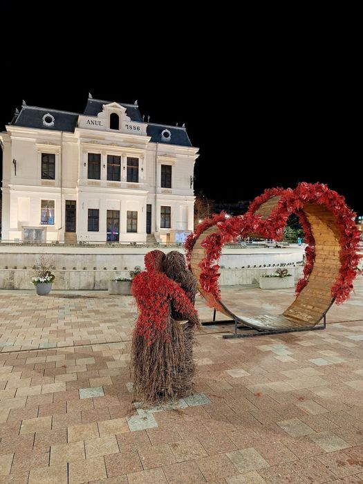 Proprietar, ultracentral, renovat, mobilat, utilat, centrală, parcare