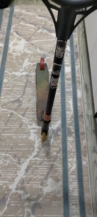 Продам самокат трюковой