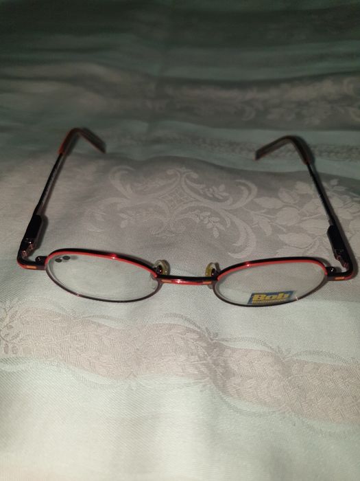 Vând, rame de ochelari pentru copii!    Modele frumoase!