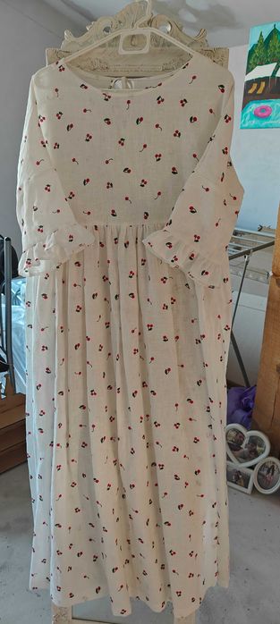 Ленена рокля черешки