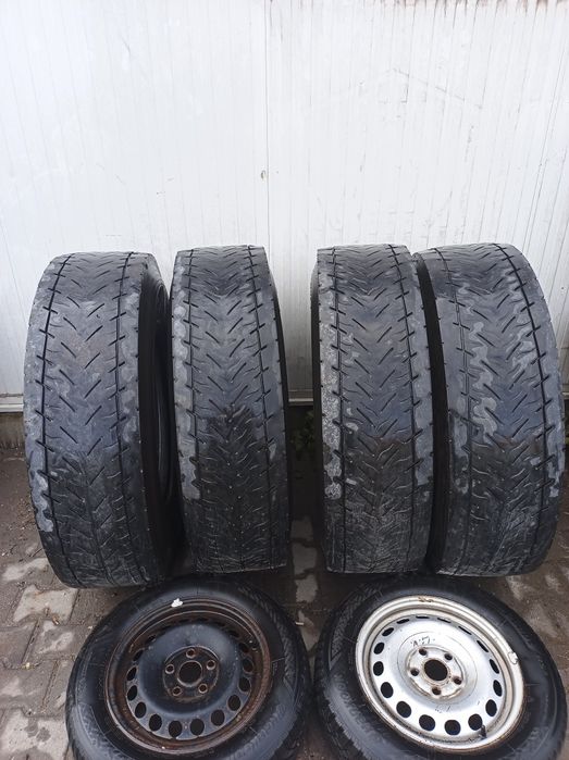 Гуми 315/80/22,5