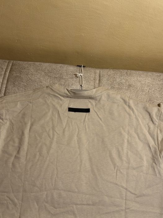 Tricou essentials