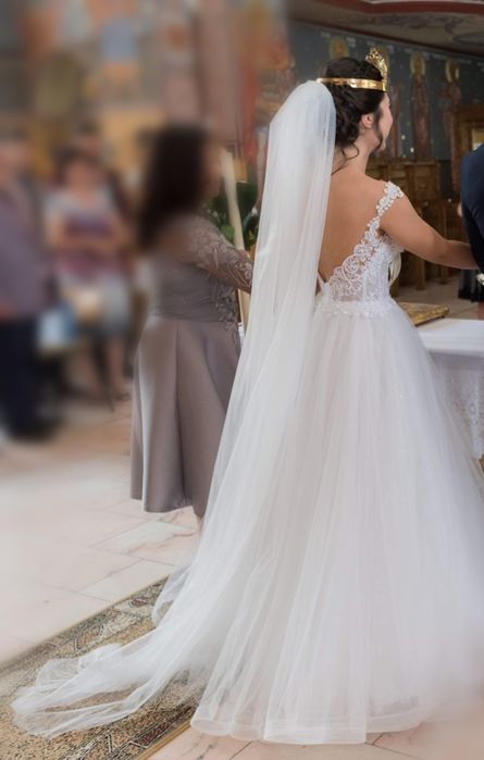 Vând rochie de mireasă