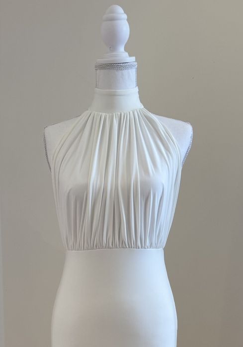 Сватбена рокля тип русалка с гол гръб-размер С/М-еластична