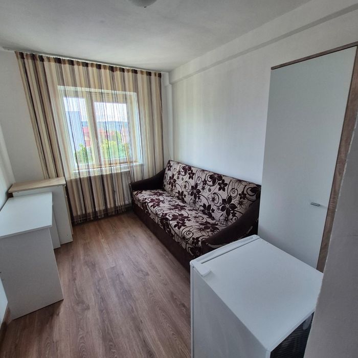 Garsonieră de Inchiriat - etaj intermediar