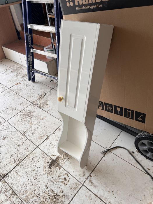 Продаю шкаф с зеркалом