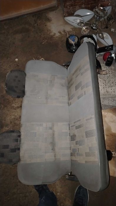 Damas eng orqa sideniya sotiladi