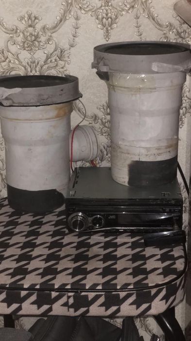 саббуфер с блютуз модемом