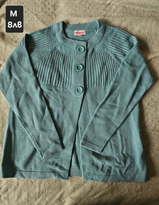 Дамски Горнища и елеци