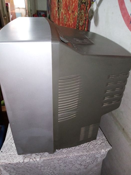 Продаётся телевизор Super Max