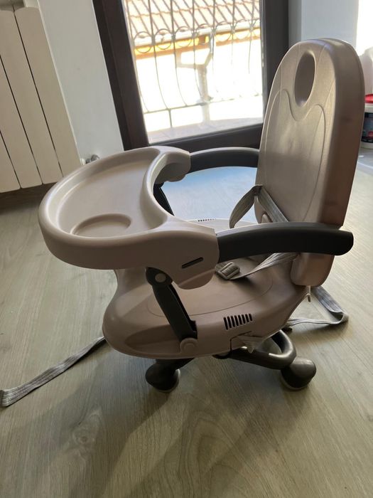 Scaun de masa pentru copii