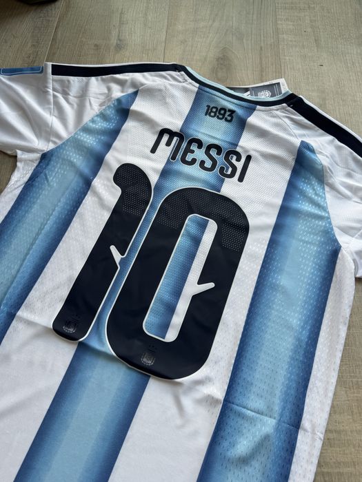 Tricou de fotbal Adidas Argentina Messi 10 finala vs Spania Leo Messi 10 marime M nou