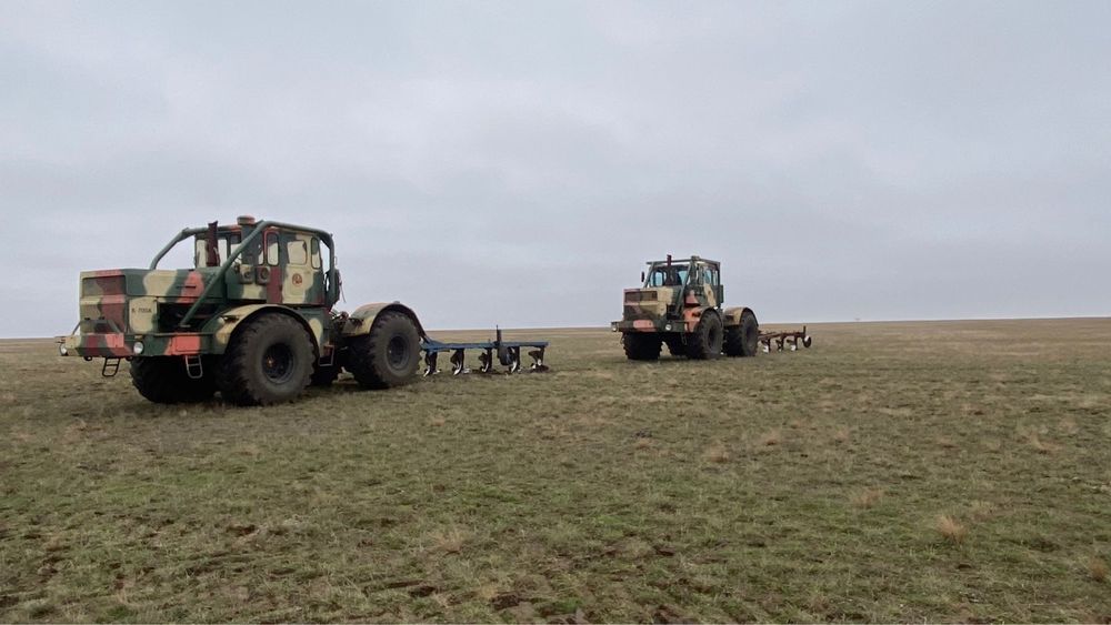 Продам 2  К700  ттттттттттттттт