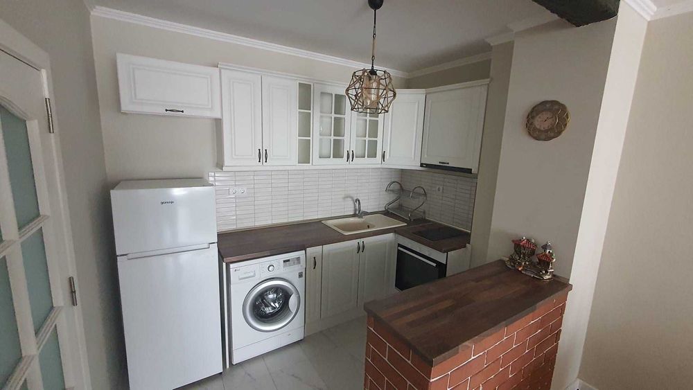 Дава се под наем Двустаен апартамент в Пловдив, Кършияка - 60 кв.м за 375 € - Снимка #2