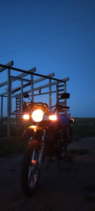 Продам яки 200куб