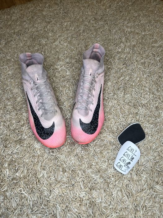 vand crampoane + aparatori