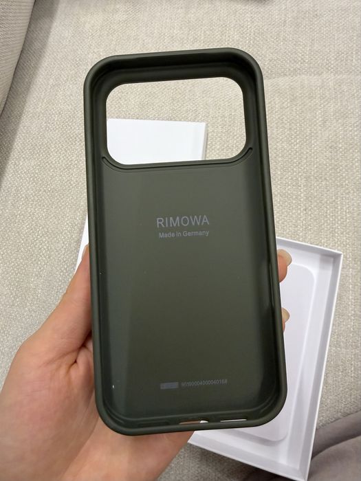 Чехол Rimowa Iphone 17 Pro