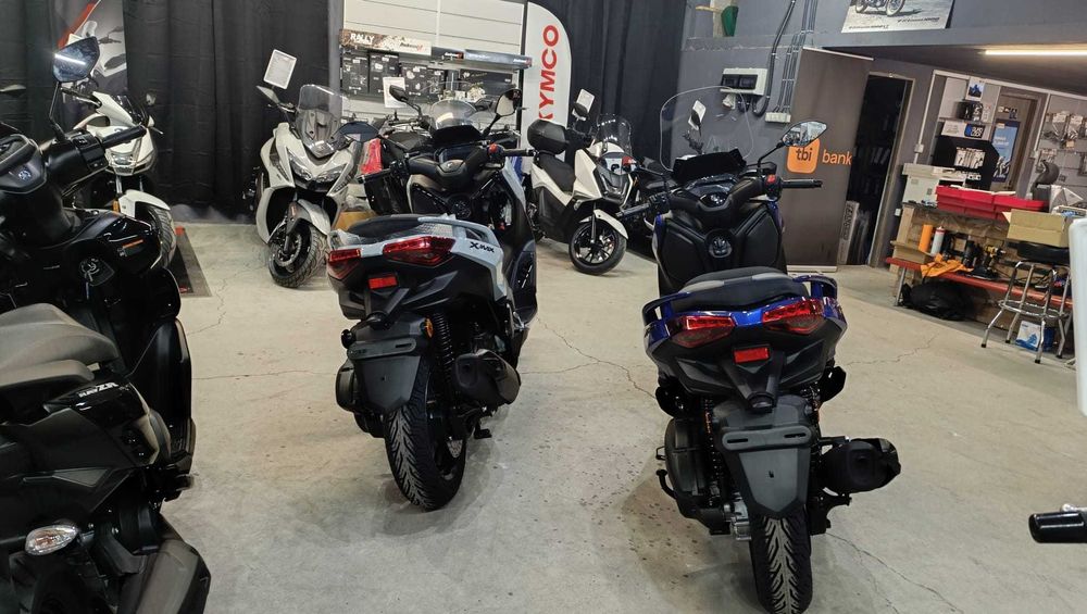 Yamaha X-Max 125 se conduce cu B125 -Yamaha Constanta by EST BIKE