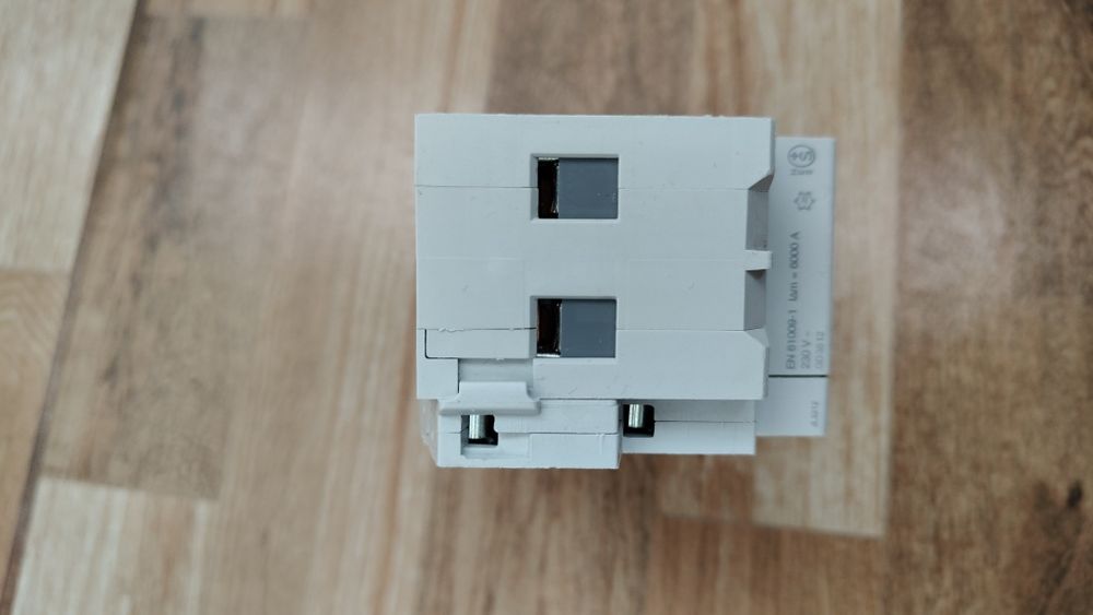 Intreruptor automat cu protecție diferențială (RCBO), marca Hager.