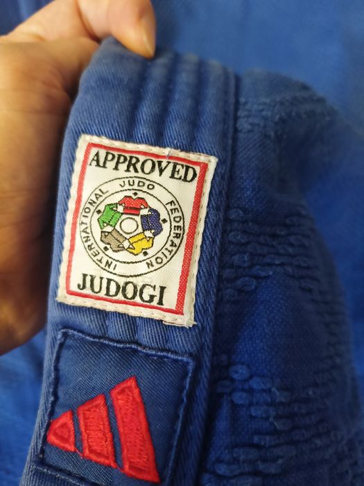 Продам кимоно для дзюдо