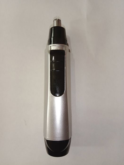 Продам триммер для носа и ушей.