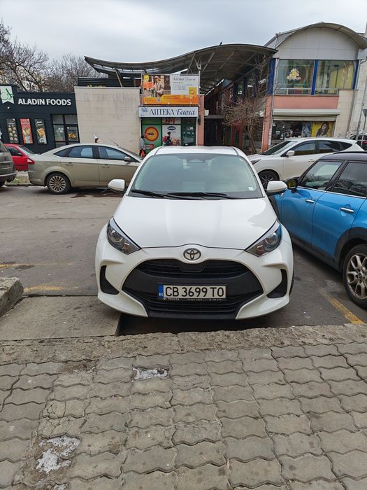 Тойота Ярис 1.5 ,  2025 г АВТОМАТИК