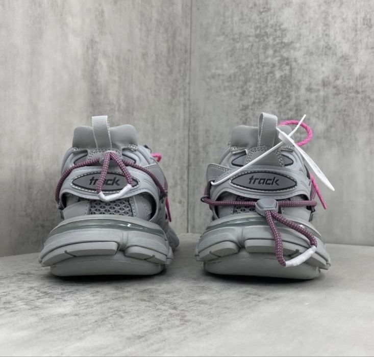 Balenciaga trach grey