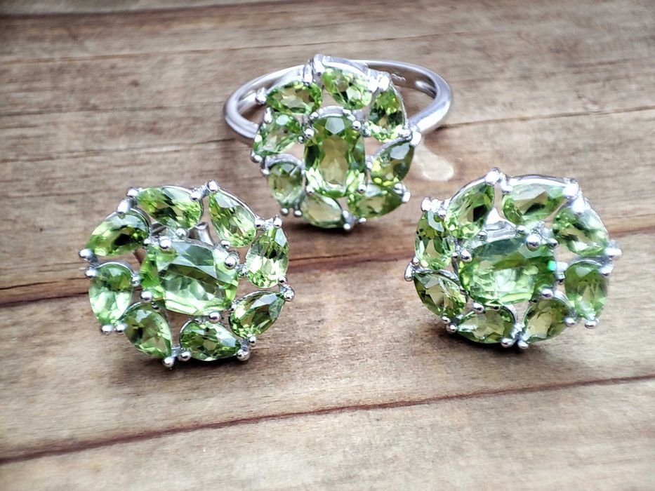 925-Inel Argint Cu Peridot Masura 17.5