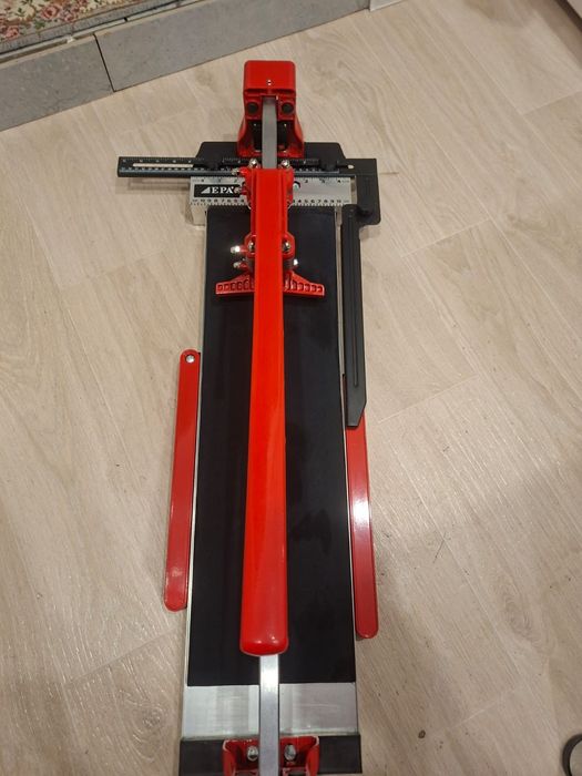 Плиткорез продам