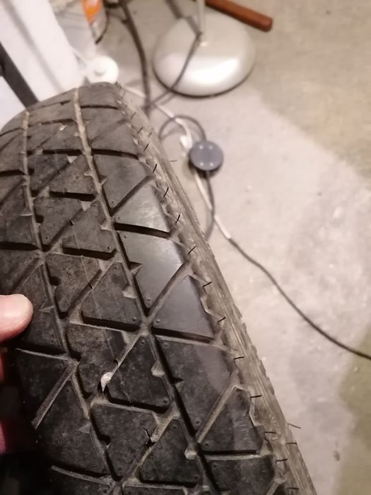 Патерица 4x100/57 резервна гума