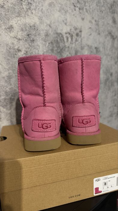 Детски боти Ugg 25