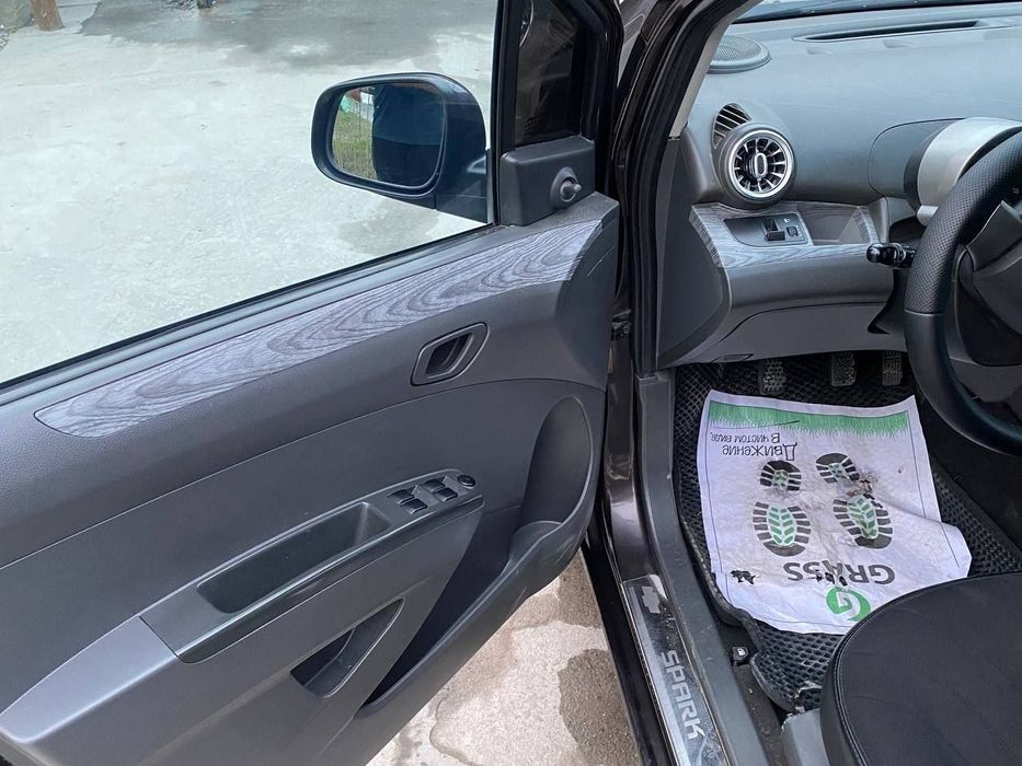 Спарк сотилади малумот