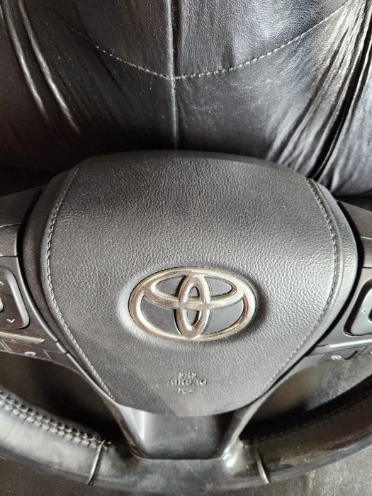 Айрбег за волан за Toyota Avensis T27